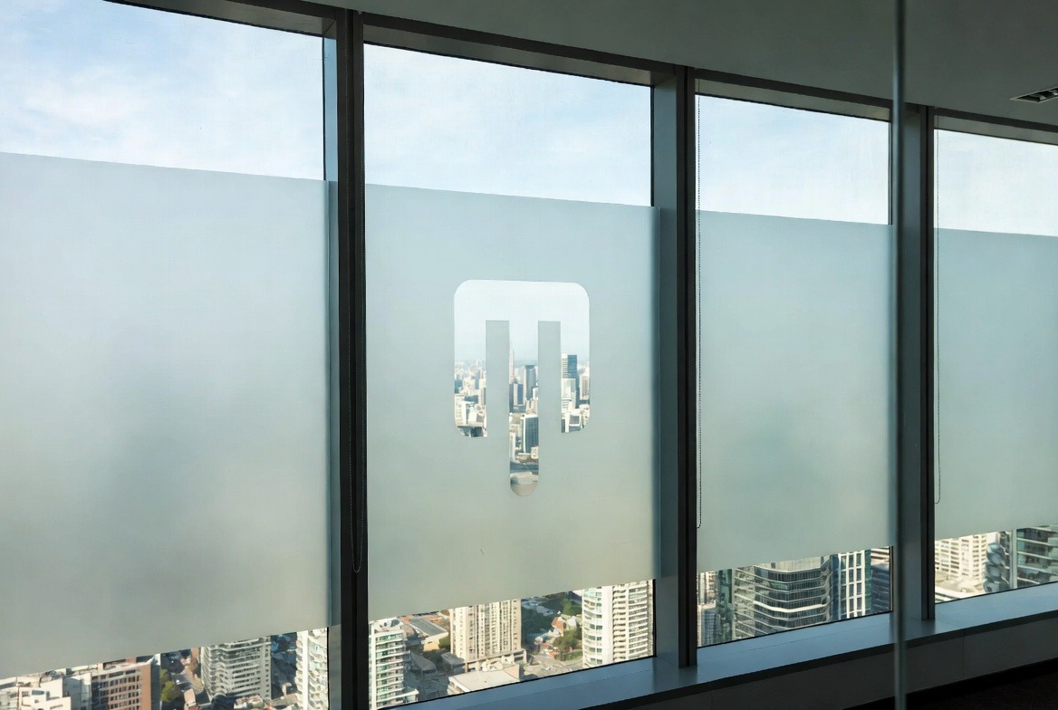 How to Apply Window Films on Storefront Glass in 7 Simple Steps