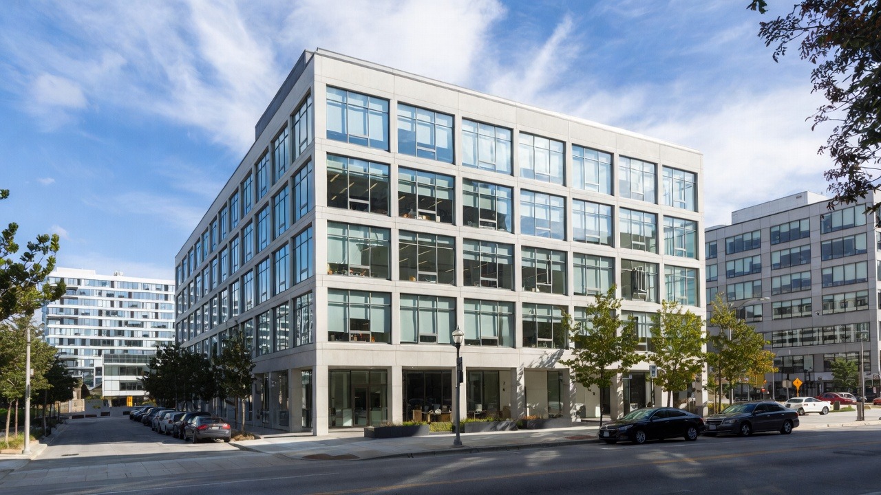 What Are Window Films for Office Privacy in Toronto? Frosted Vinyl, Decorative Film, and Logo Glass Ideas